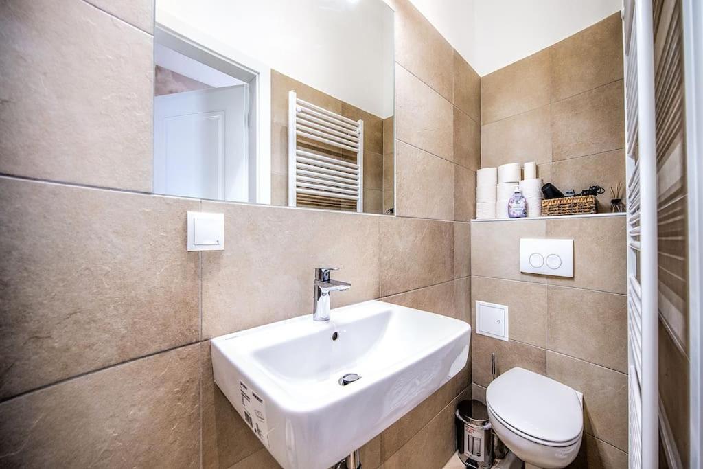 Cozy Apartment Studio Bécs Kültér fotó